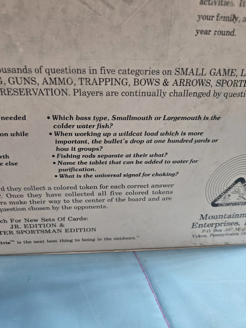 VTG Hunting and Fishing Trivia Made In USA 1985 Mountainman Enterprises
